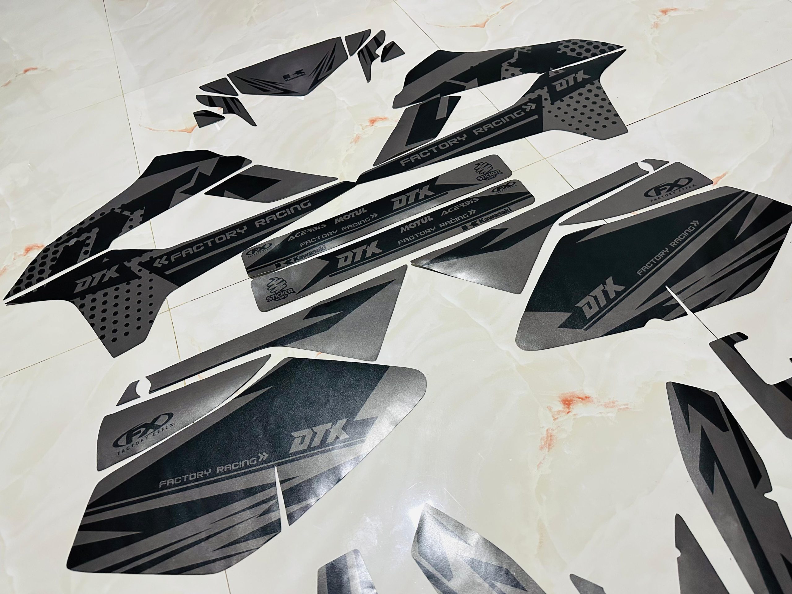 Tracker X Graphic Kit